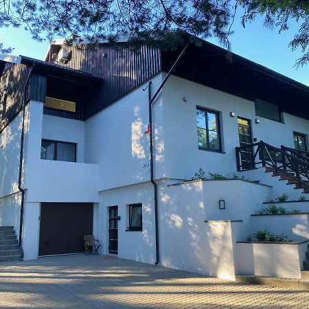 Dvi Nidos Hotel Екстериор снимка