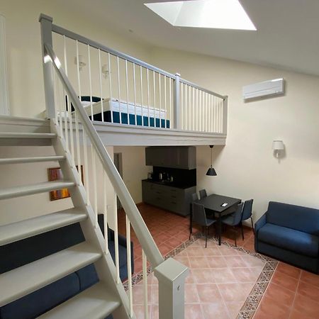 Dvi Nidos Hotel Екстериор снимка