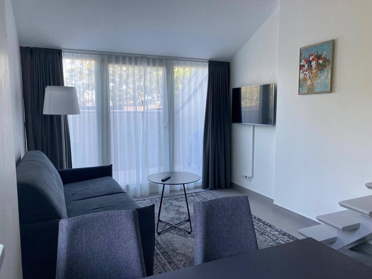 Dvi Nidos Hotel Екстериор снимка