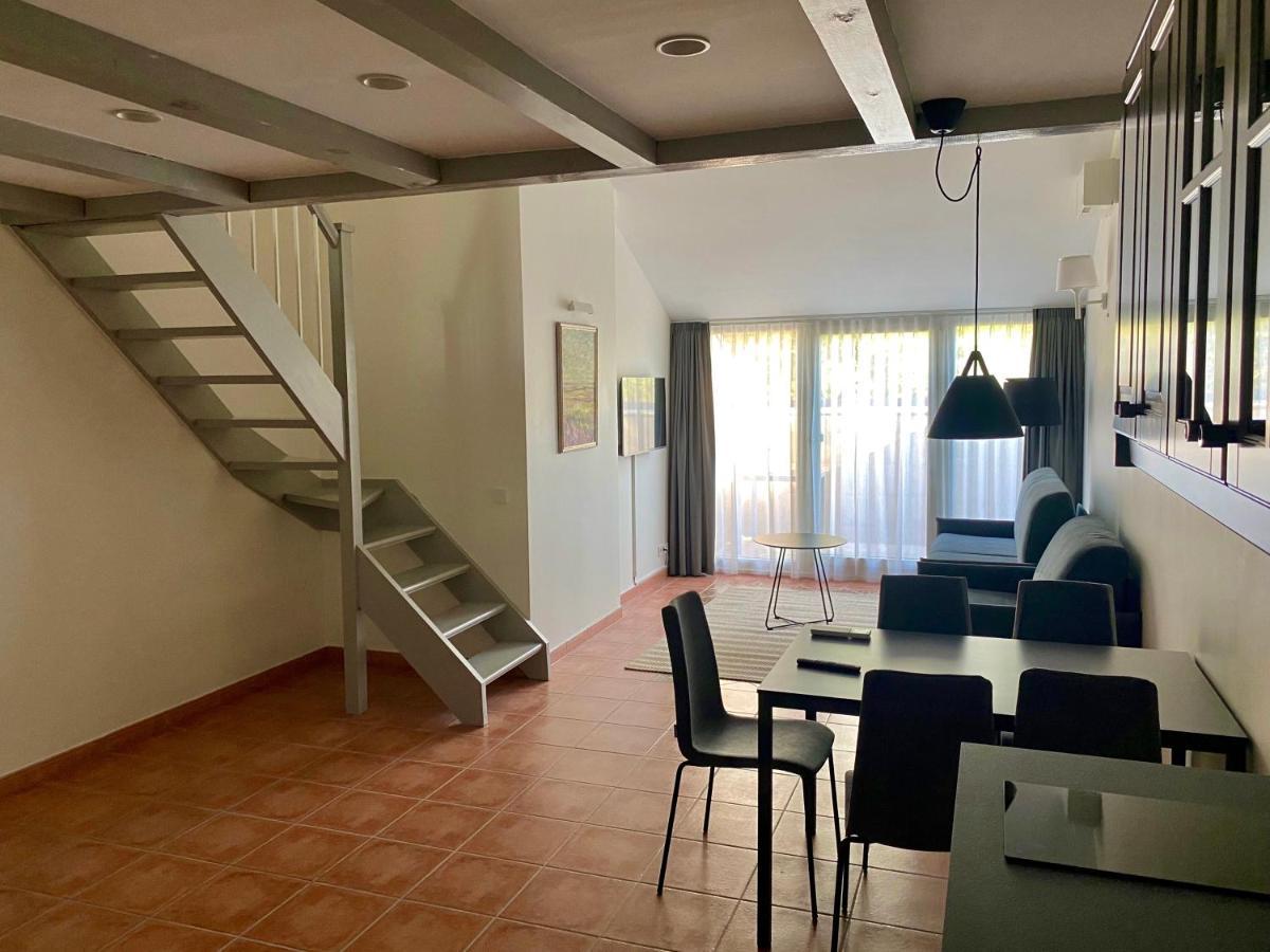 Dvi Nidos Hotel Екстериор снимка
