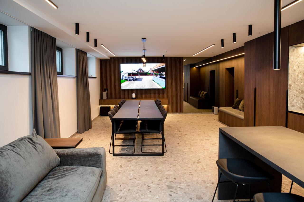Dvi Nidos Hotel Екстериор снимка
