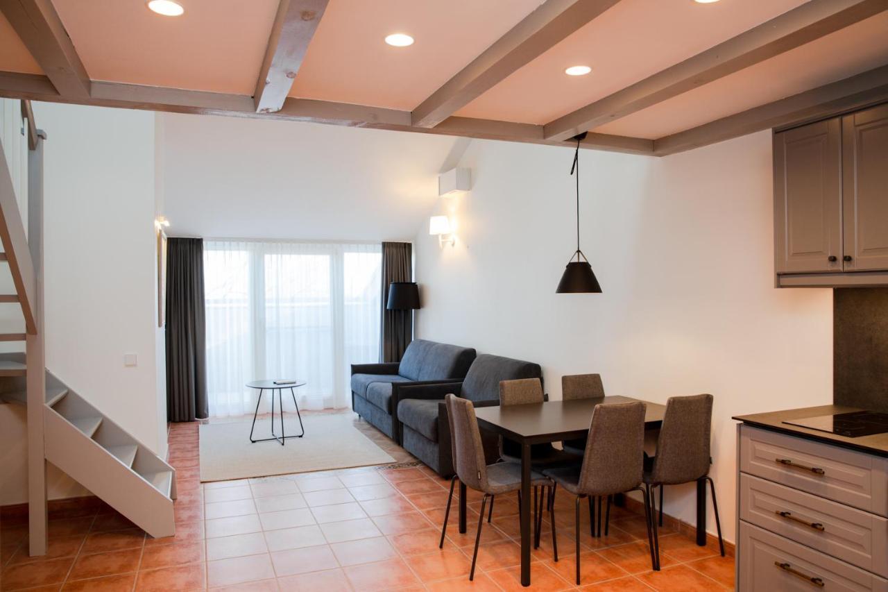 Dvi Nidos Hotel Екстериор снимка